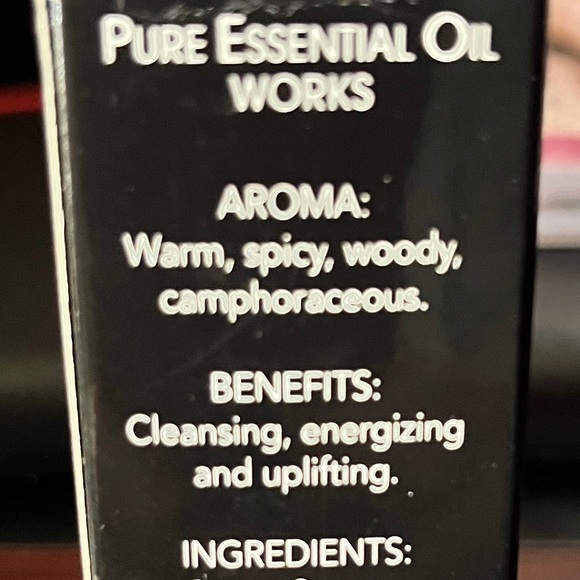 Pure Essential Oil Works Protective Blend - Picture 3 of 4